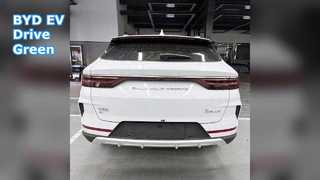 Pilote automatique aux couleurs personnalisées de la berline BYD EV