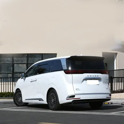 BYD Denza D9 EV Chinese Electric MPV 600km 7 places à quatre roues motrices