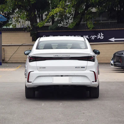 PÉKIN EU5 PLUS Taxi électrique berline 163 Chevaux Uber Voiture en ligne
