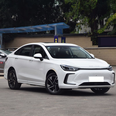 PÉKIN EU5 PLUS Taxi électrique berline 163 Chevaux Uber Voiture en ligne