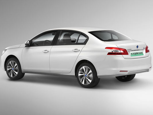 DongFeng FuKang ES600 Taxis de berline électrique pur 430KM Vie de la batterie