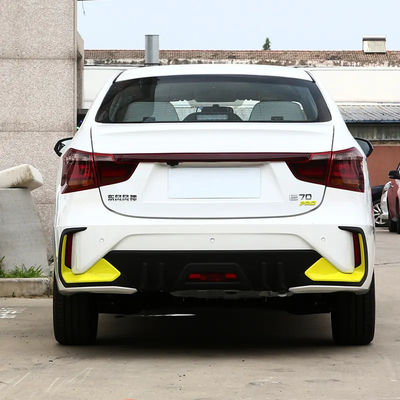 Dong Feng E70 Taxi électrique chinois Pour le trajet en ligne