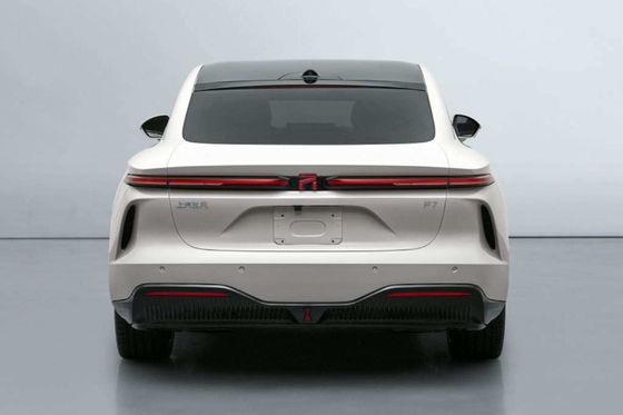 Feifan F7 voiture électrique luxe berline à hayon 666KM portée