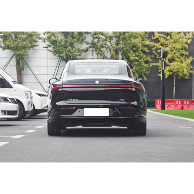 Hycan A06 Taxi électrique chinois Moyenne voiture électrique Avec une portée de 550KM-630KM