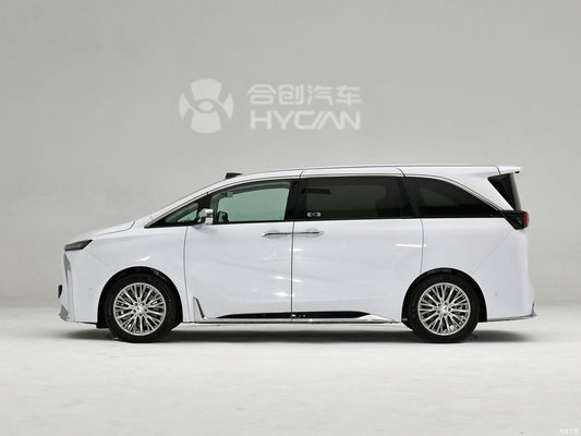Hycan V09 Chinese Electric MPV 7 places avec une autonomie de croisière de 762 km