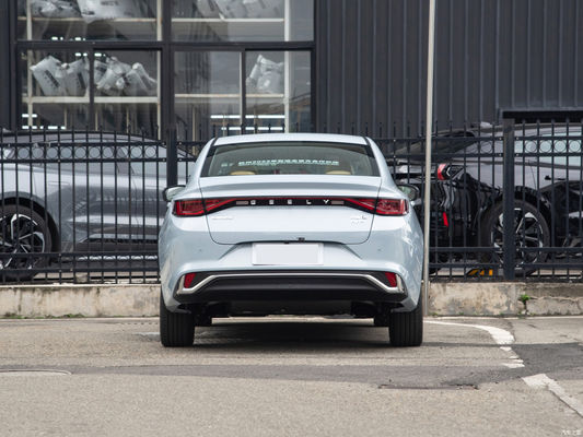 Geely Emgrand L HiP PHEV Limousine 1.5T moteur portée complète 1300KM