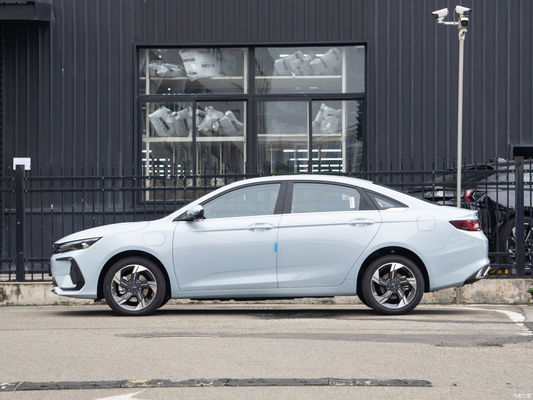 Geely Emgrand L HiP PHEV Limousine 1.5T moteur portée complète 1300KM