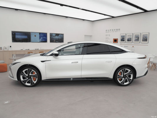 IM L7 EV 2023 Elite Chinese Electric Sedan Croisière portée de 675 km