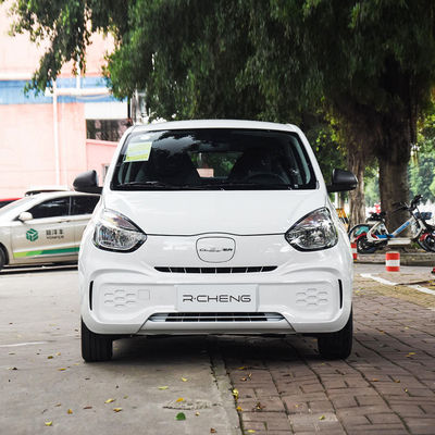ROEWE CLEVER Mini voiture électrique chinoise Véhicule purement électrique 9,9kwh/100km