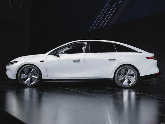 Leapmotor C01 Chinese Electric Sedan 525KM-717KM Avec des portes sans cadre