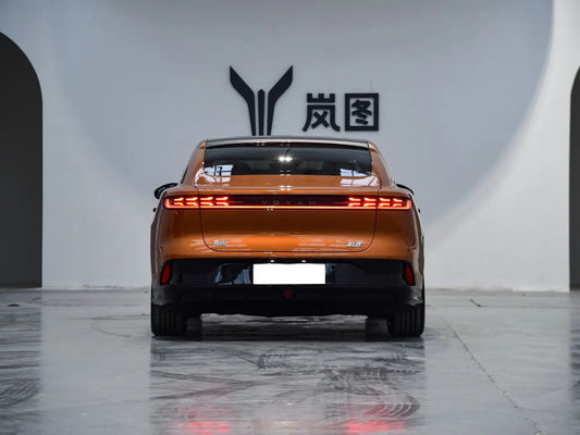 Voyah Chasing PHEV Sedan Chinese Electric Sedan 1.5T Moteur Autonomie de croisière 1227KM