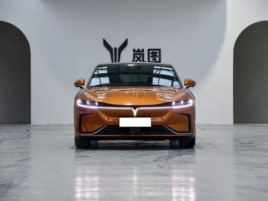 Voyah Chasing PHEV Sedan Chinese Electric Sedan 1.5T Moteur Autonomie de croisière 1227KM