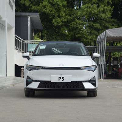Xpeng P5 SUV électrique chinois Range de voiture électrique de 460KM-500KM