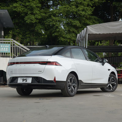 Xpeng P5 SUV électrique chinois Range de voiture électrique de 460KM-500KM
