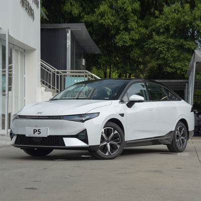 Xpeng P5 SUV électrique chinois Range de voiture électrique de 460KM-500KM
