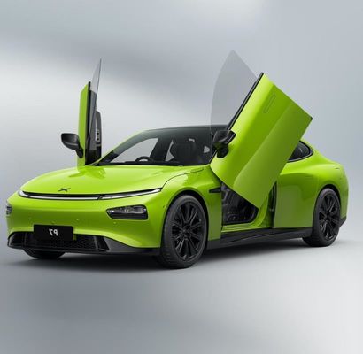 Xpeng P7 voitures électriques chinoises nouvelle énergie berline 4 portes 5 places
