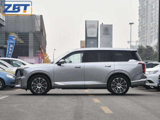 Le 2023 GAC Trumpchi GS8 2.0T 7 places grand SUV de luxe est disponible en deux roues motrices et quatre roues motrices.