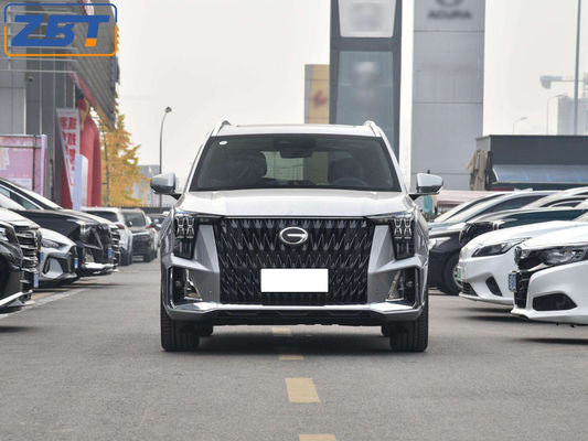 Le 2023 GAC Trumpchi GS8 2.0T 7 places grand SUV de luxe est disponible en deux roues motrices et quatre roues motrices.
