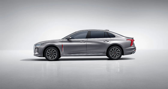 Hongqi H5 Sedan voiture officielle de Chine avec moteur 1.5T 2.0T et versions hybride et carburant