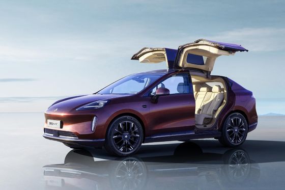 Hyper HT Chine Luxe SUV électrique pur Durée de vie de la batterie 550km-770km Porte de l'aile arrière