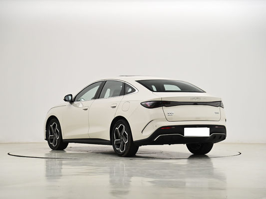 2024 BYD Seal06 Dm-i CLTC (L/100km) 1.36L PHEV Pouvoir de portée complète 2100KM Berline hybride!