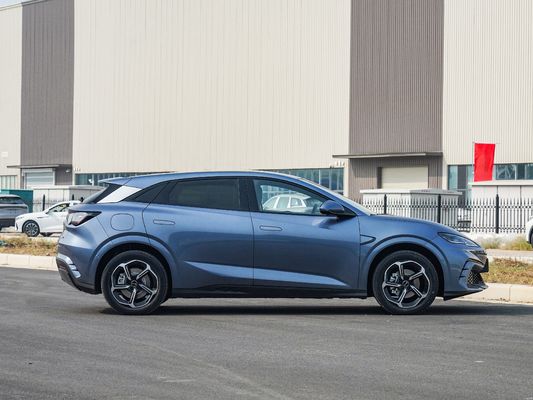 2025 BYD Seal 06GT, avec une autonomie de 505 km à 605 km.