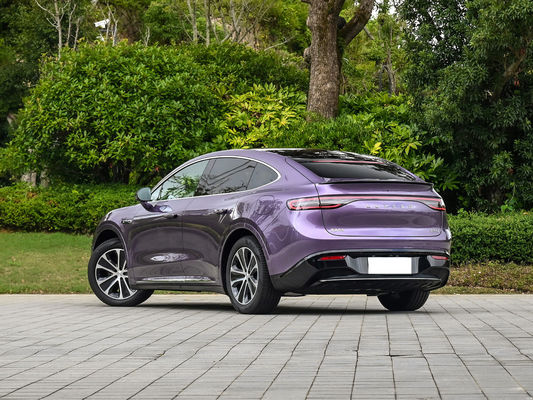 Huawei Luxeed R7. la voiture la plus avancée de Chine, avec une autonomie purement électrique allant jusqu'à 802 km.