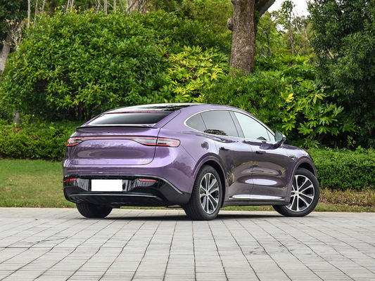 Huawei Luxeed R7. la voiture la plus avancée de Chine, avec une autonomie purement électrique allant jusqu'à 802 km.