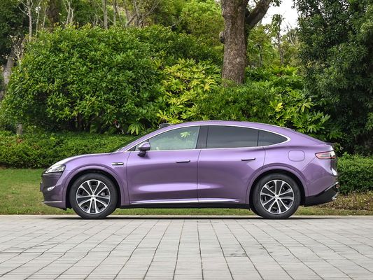Huawei Luxeed R7. la voiture la plus avancée de Chine, avec une autonomie purement électrique allant jusqu'à 802 km.