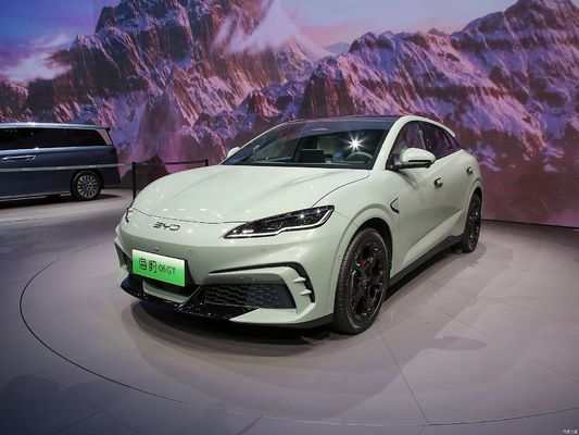 25 BYD Seal06GT, avec une autonomie de 505KM-605KM, avec traction intégrale et à deux roues motrices avec deux systèmes.