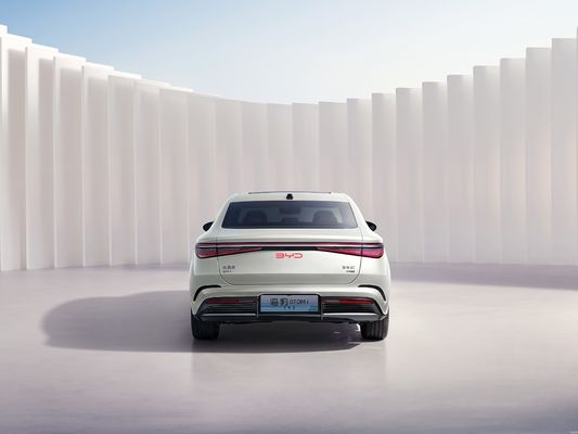 2025 BYD-SEAL 07 DM-i Disque intelligent équipé de la technologie BYD Dmi de 5ème génération. A une autonomie combinée de plus de 2000KM. Meilleur rapport qualité-prix