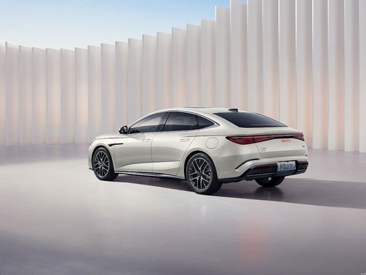 2025 BYD-SEAL 07 DM-i Disque intelligent équipé de la technologie BYD Dmi de 5ème génération. A une autonomie combinée de plus de 2000KM. Meilleur rapport qualité-prix