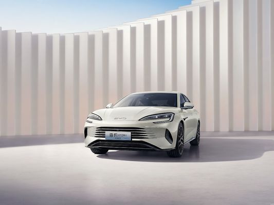 2025 BYD-SEAL 07 DM-i Disque intelligent équipé de la technologie BYD Dmi de 5ème génération. A une autonomie combinée de plus de 2000KM. Meilleur rapport qualité-prix