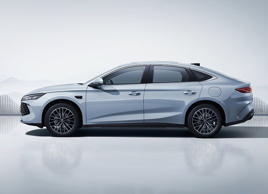 Type énergétique plug-in hybride véhicules électriques de fabrication chinoise avec une puissance maximale de 74 kW BYD Qin voiture